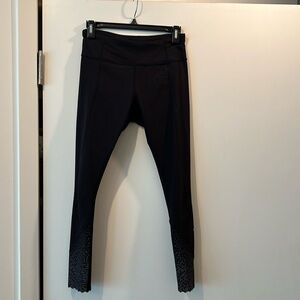 Lululemon special edition size 4 leggings
